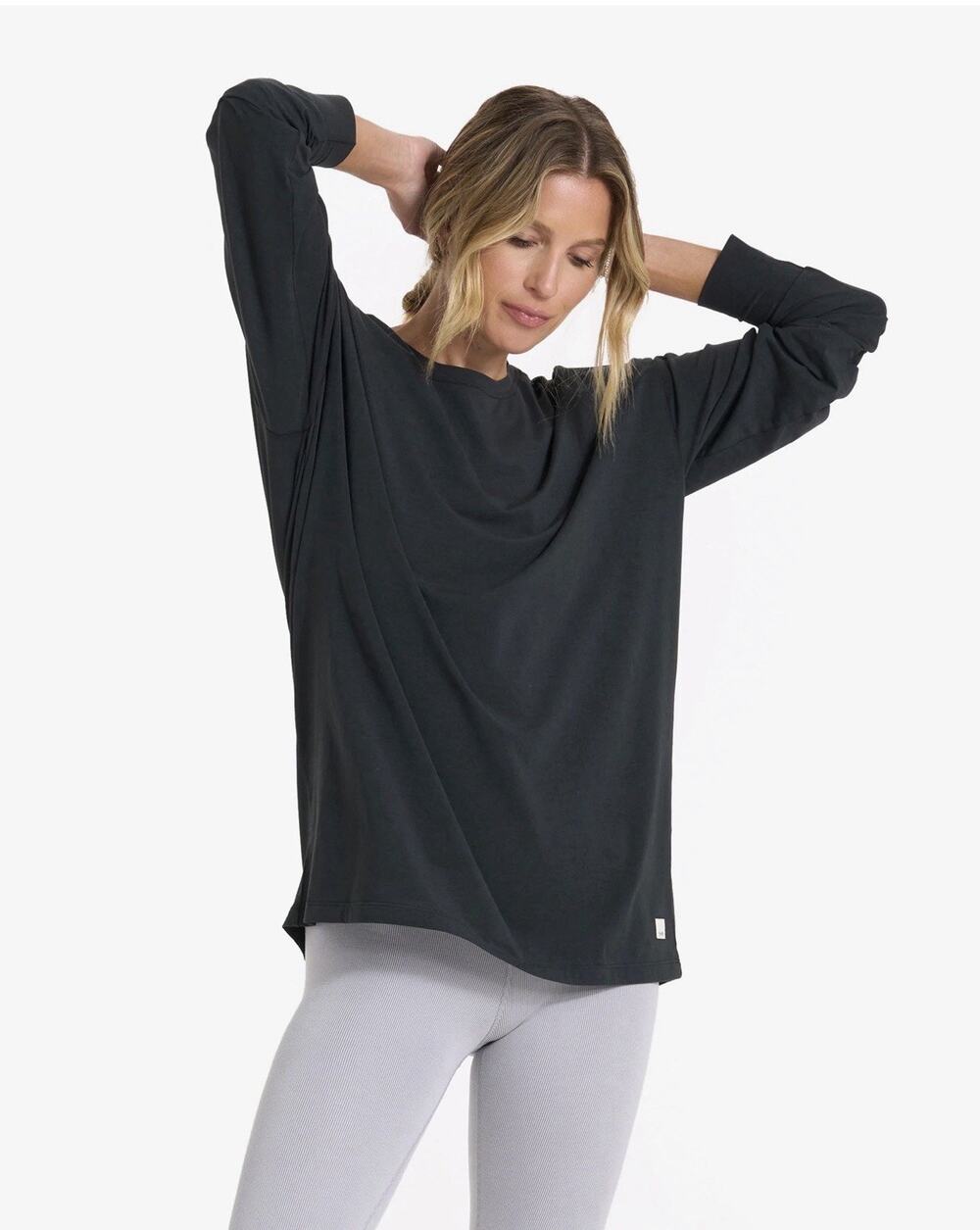 Vuori Feather Shirt Women Small Washed Black Lightweight Long Sleeve VW1028